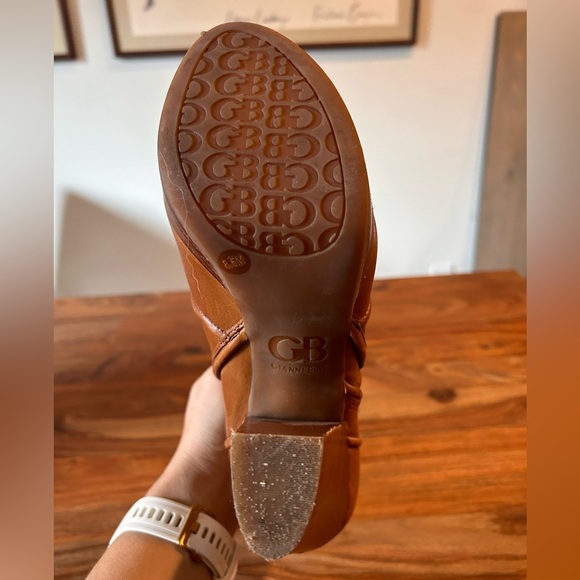 Gianni Bini booties - Picture 6 of 6